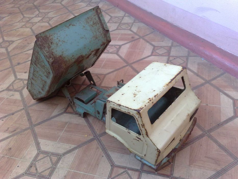 Машинка самосвал грузовик автомобиль машина игрушка ретро іграшка СССР