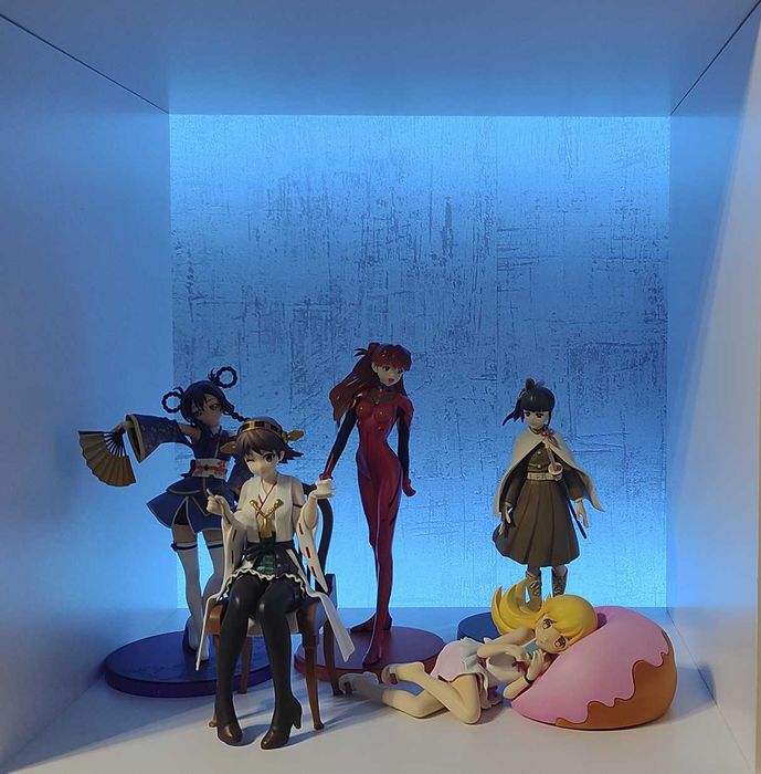 Розпродаж аніме фігурок (SAO, Evangelion, Fate, Naruto та інші)