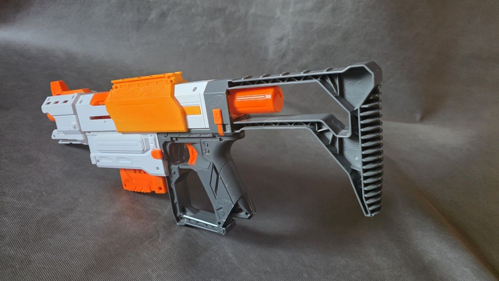 Pistolet piankowy Nerf N-Strike Modulus Recon MKII - z magazynkiem na 6 strzałów