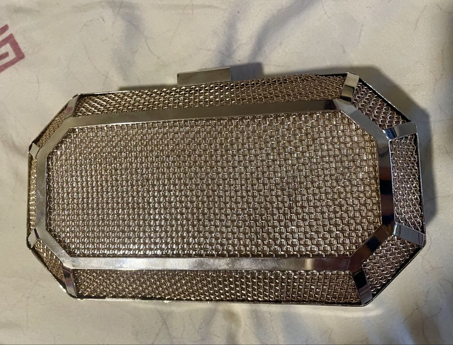 Клатч золотой новый