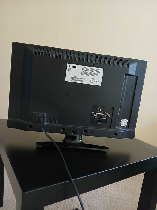 Televisão kunft 20" em ótimo estado