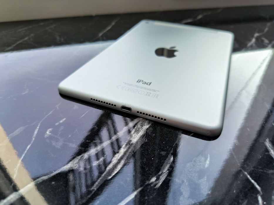 Ipad Mini 4 LTE 16Gb Silver