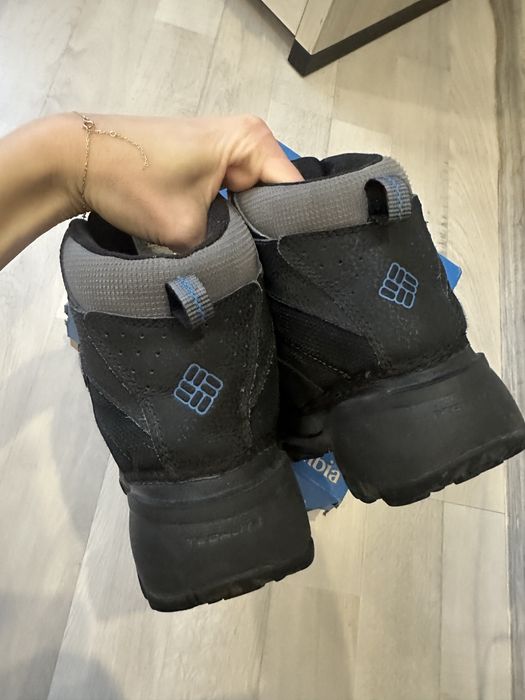 Зимові черевики columbia youth rope tow waterproof 35 розмір