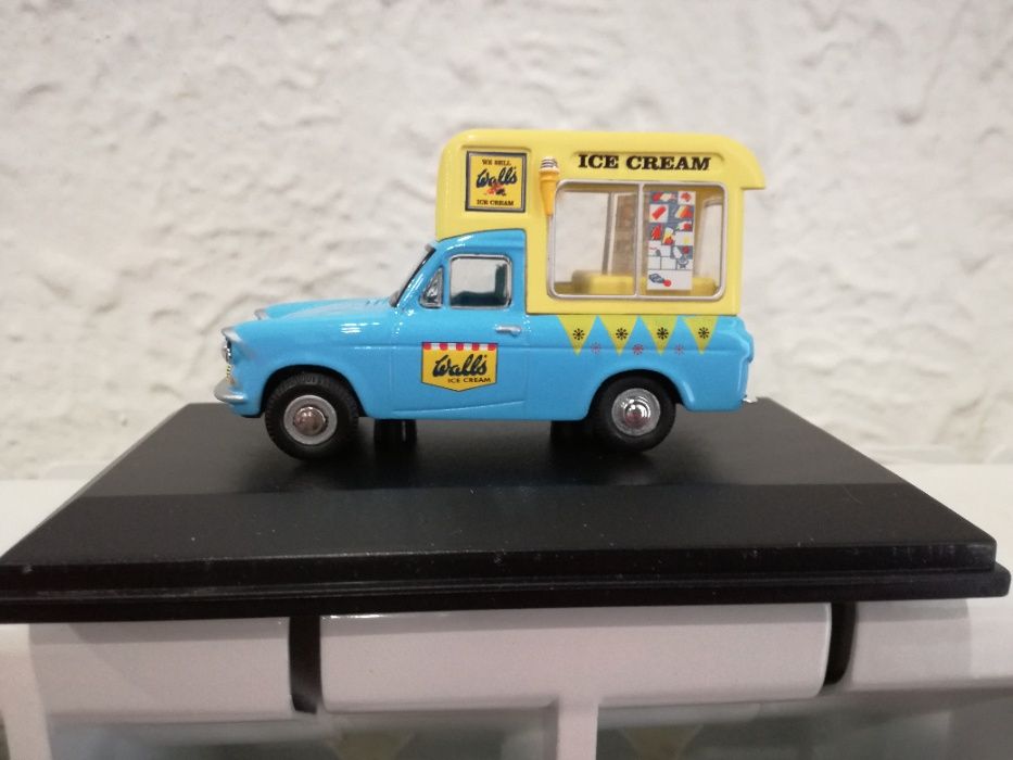 Oxford-Model ANG019, Nº. 721 de Edição Limitada a 2500 Exemplares