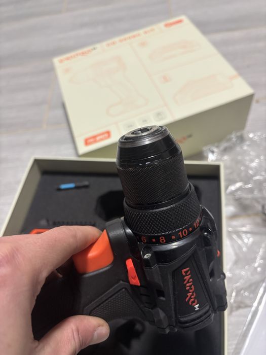 Шуруповерт Dnipro m CD-200 KIT