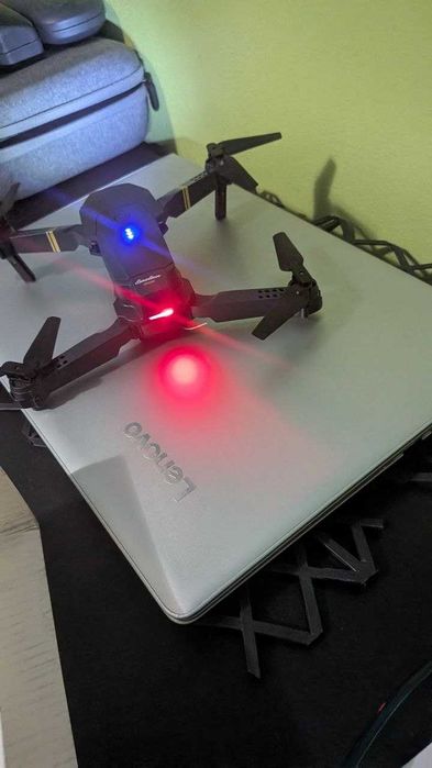Drone, quadrocopter