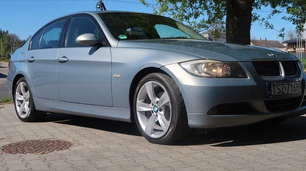BMW E 90 318 stan bardzo dobry