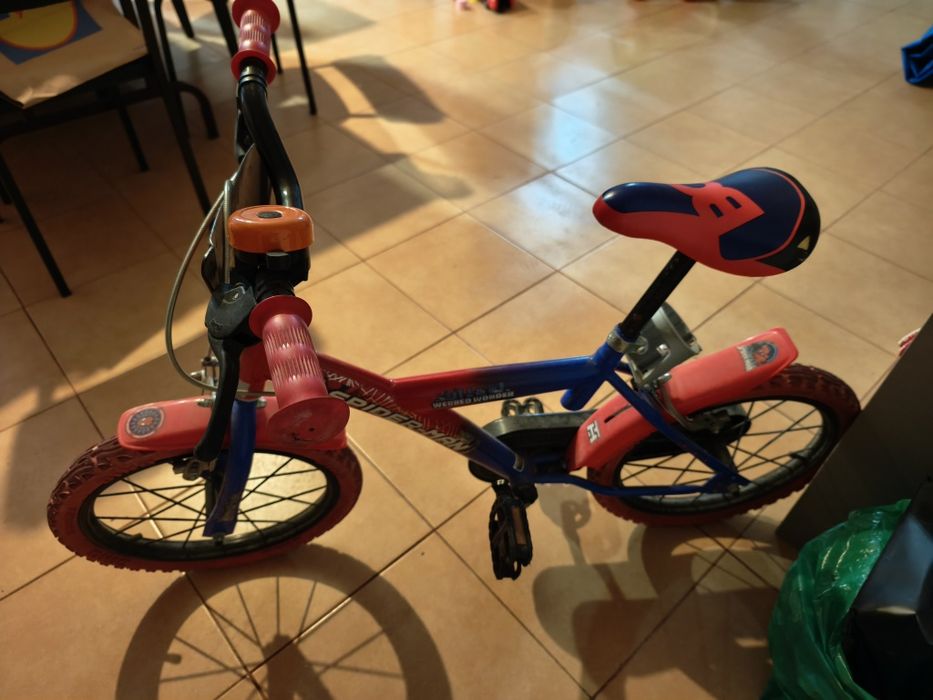 Bicicleta Spiderman