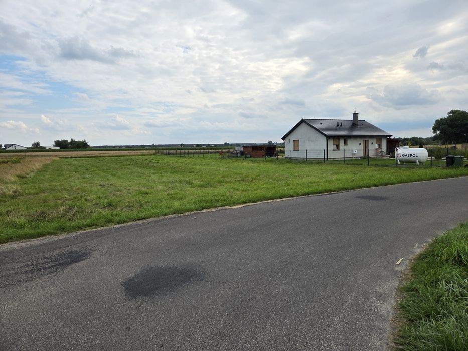 Sprzedam działki budowlane , lubanie