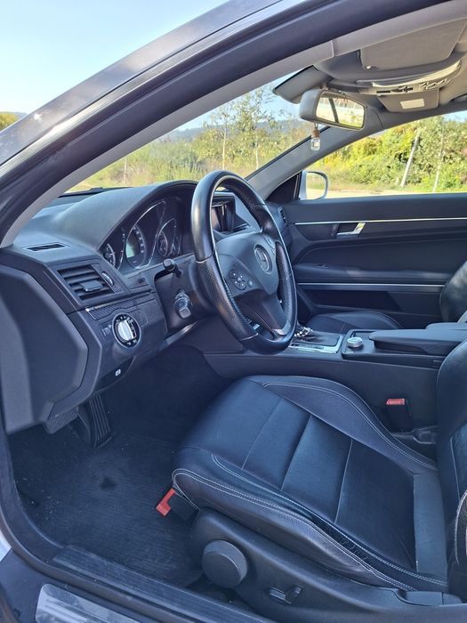 Mercedes-Benz E250 CDI BlueEFFICIENCY Coupé - Teto Panorâmico - 180.000 km