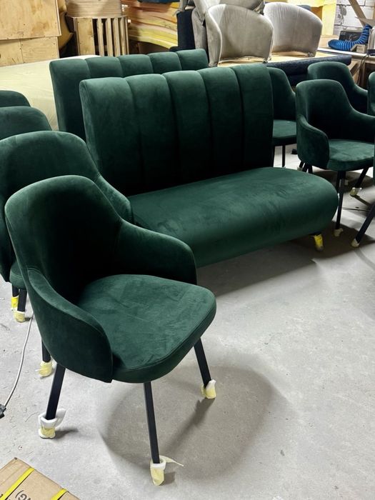 Стільці дивани від виробника в кавярню кафе ресторани під замовленя