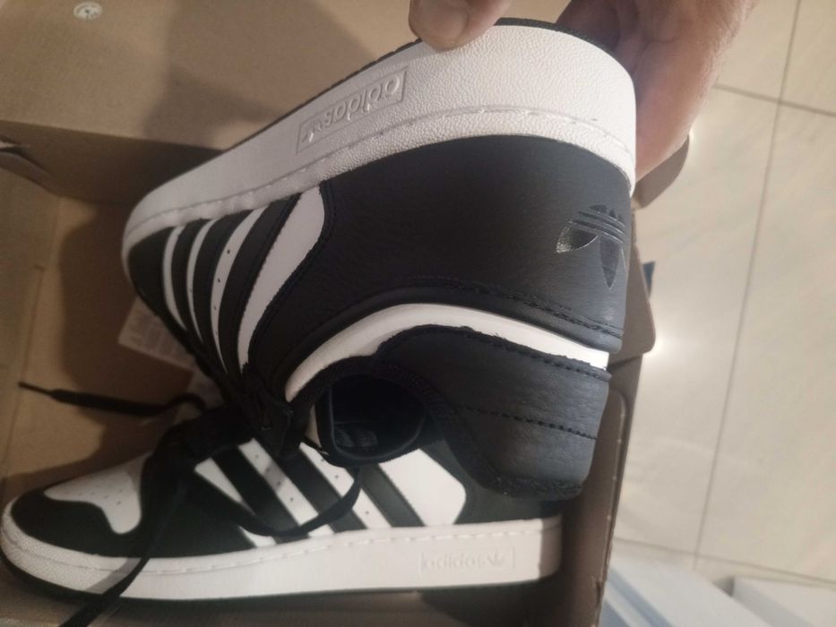 Buty Męskie Adidas Centennial roz 42, 45 1/3,47 1/3