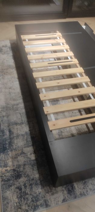 Łóżko plus materac IKEA 90x200 – Super stan