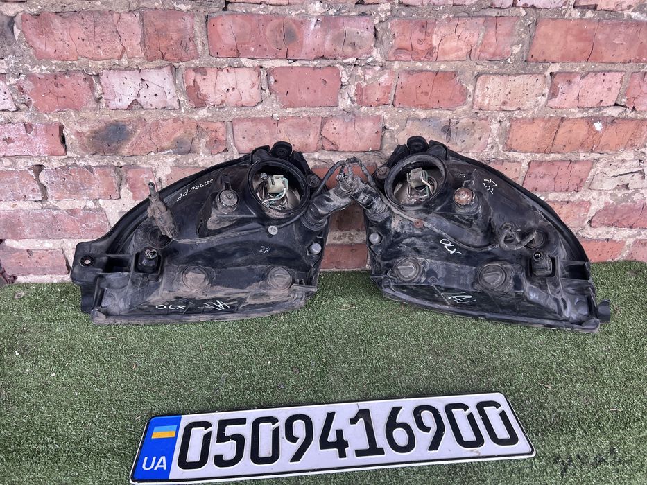 Фари передні Hyundai Tucson Хюндай Туксон 2004