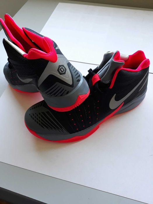 Nike n.º 46 P/ BASKETBALL profissionais NOVAS - PROMOÇÃO