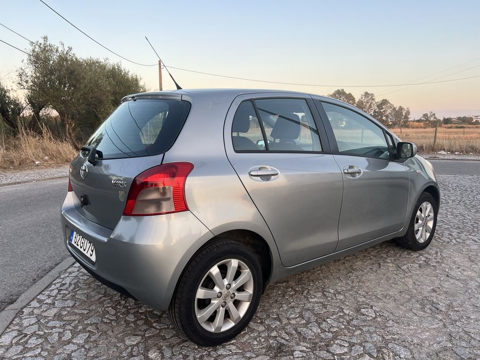 Toyota Yaris 1.0 VVT-i AC Manual