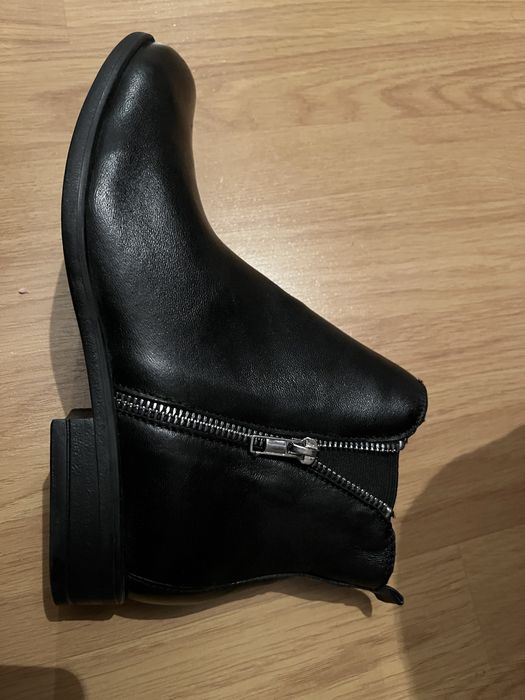 Buty skorzane r. 38/39 firma Bata