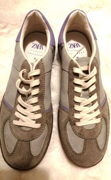 Ténis bege como novos