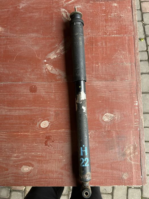 Амортизатор задній Mercedes c-class w203