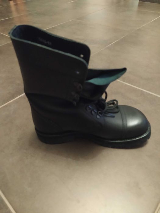 Botas militares tamanho 41 novas