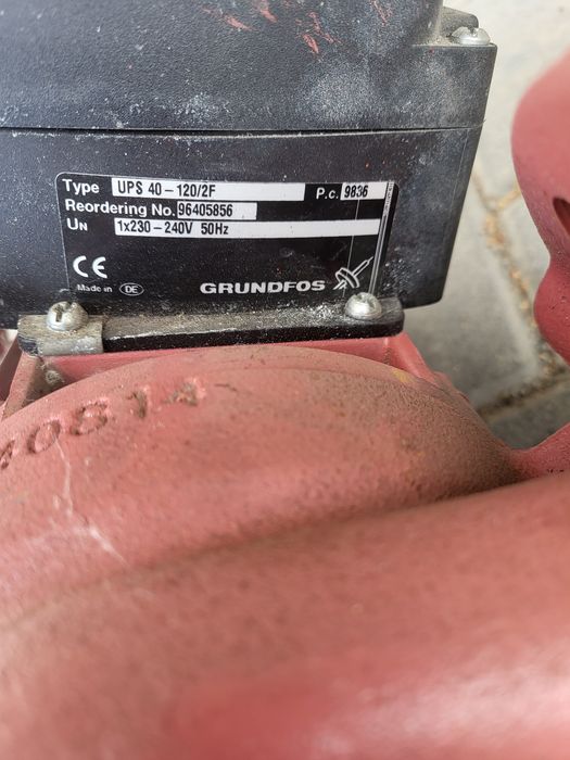 Pompa CO Grundfos UPS 40-120F