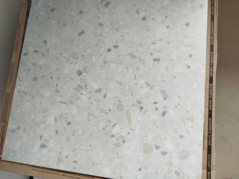 Płytki gresowe tubądzin macchia beige