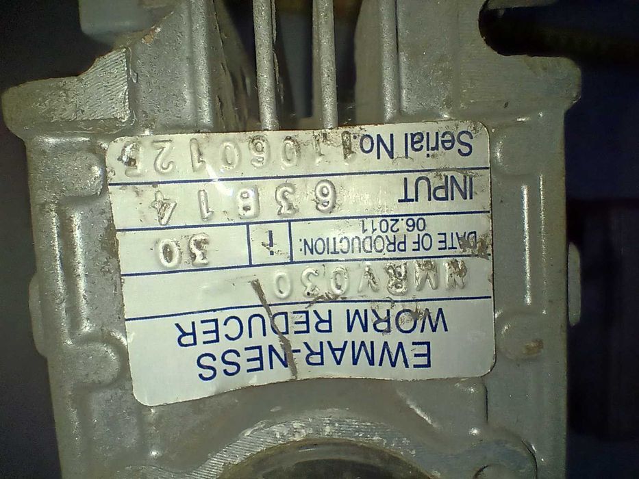 Przedkłada kątowa motoreduktor besel 40obr/min