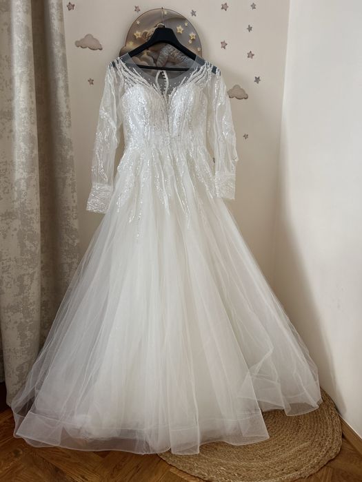 Весільна сукня,ніжна