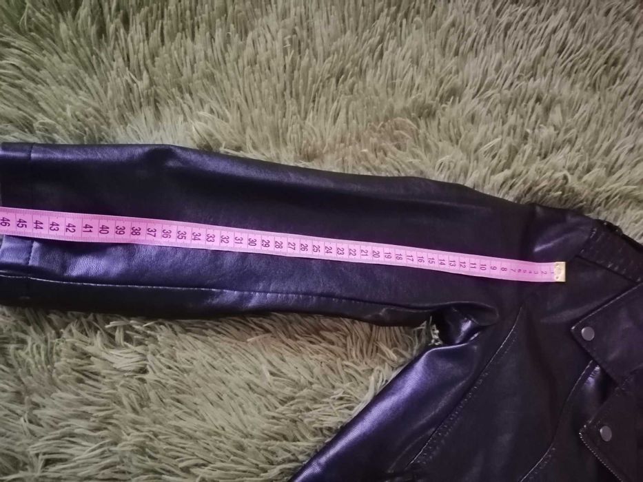 Продам детскую куртку косуху