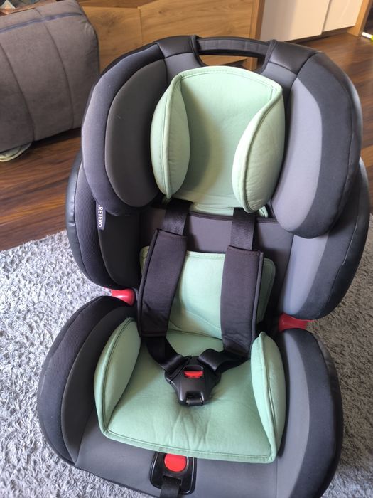 Fotelik samochodowy 9-36kg Caretero Angelo