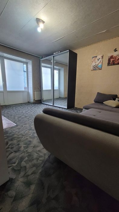 Продам 3х кімнатну на Ворошилівці.