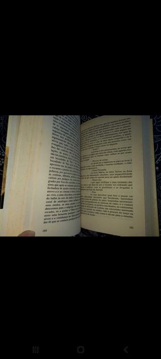 Livro: Manual dos Inquisidores - António Lobo Antunes