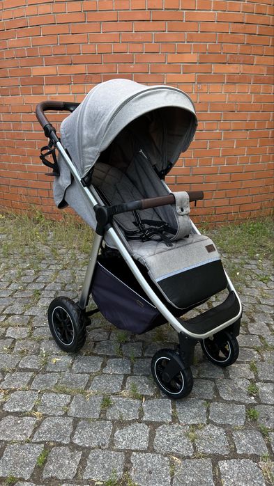 Прогулянковий візок Carrello Bravo(прогулочная коляска carrello camino yoya anex joy)