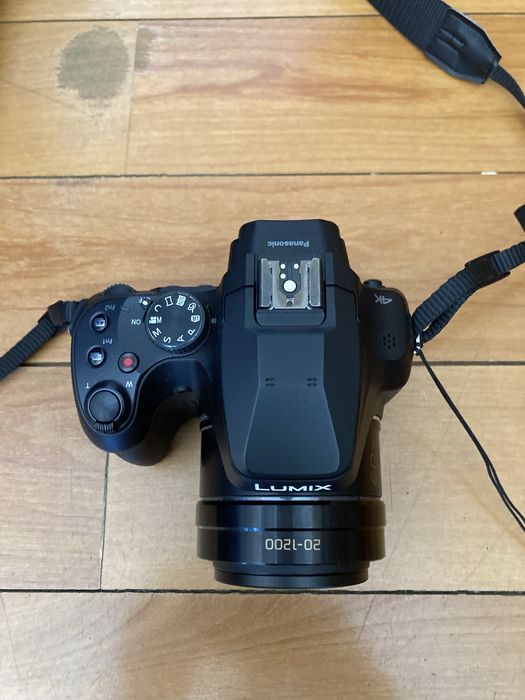 Panasonic Lumix DC-FZ82 18.1MP 60X