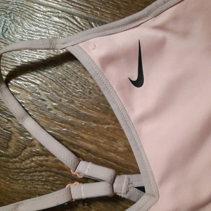 Топ Топік Спортивний Nike S