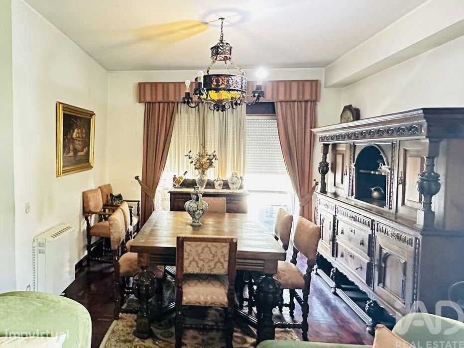 Apartamento T5 em Guarda de 161,00 m2