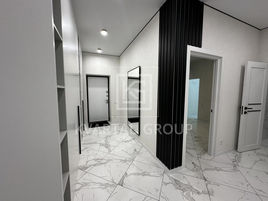 Будинок в Бучі з новим ремонтом!