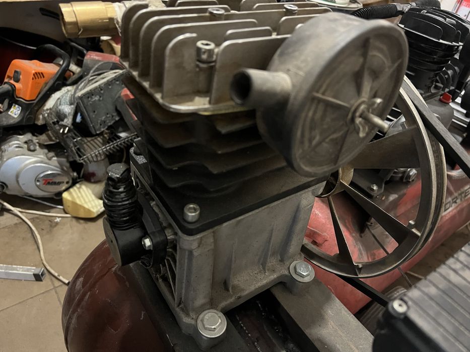 Голова компрессора