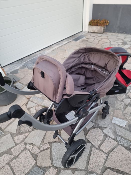 Carrinho bebé + ovo da Chico