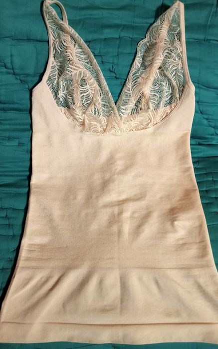 Жіноча маєчка...