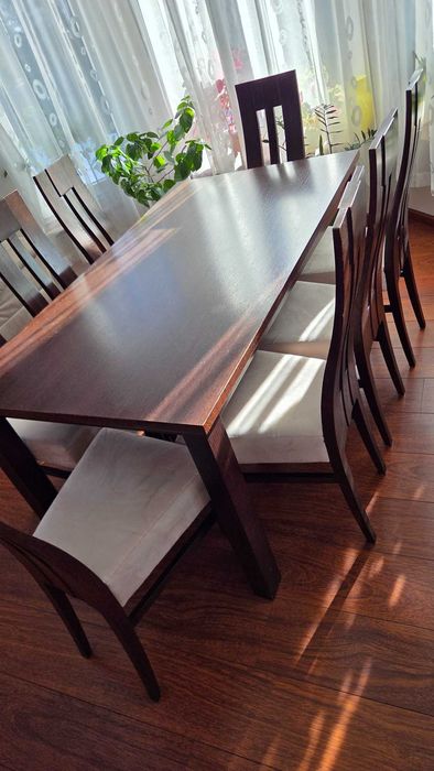 Stół rozkładany, 8 krzeseł