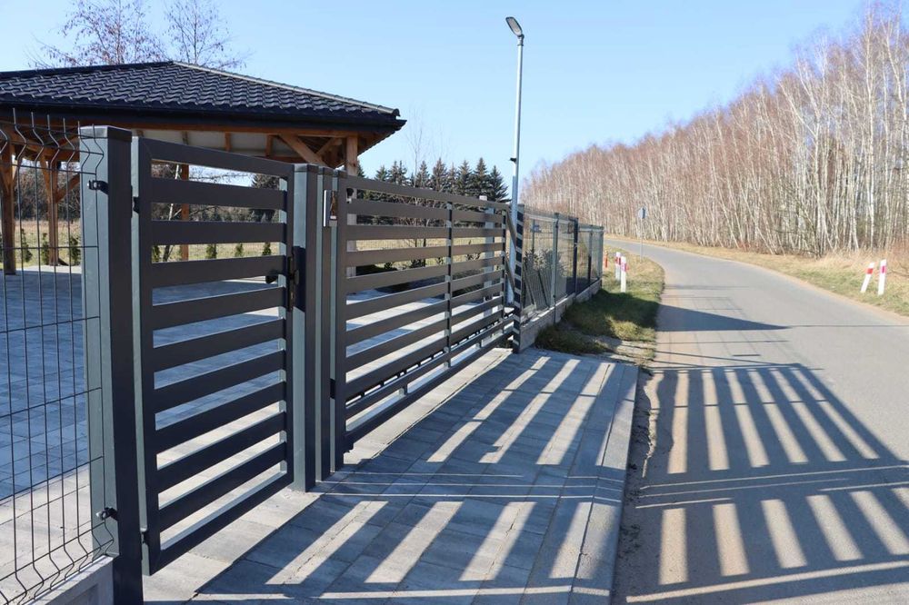 Brama wjazdowa palisadowa przesuwna + Furtka