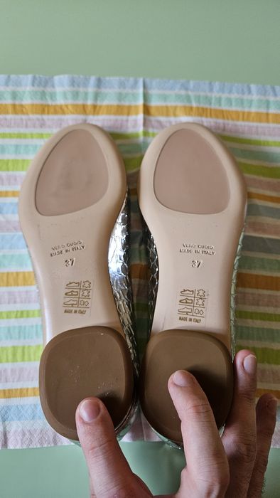 Venezia eksluzywne półbuty damskie lakier skóra rozmiar 37. Made in Italy.