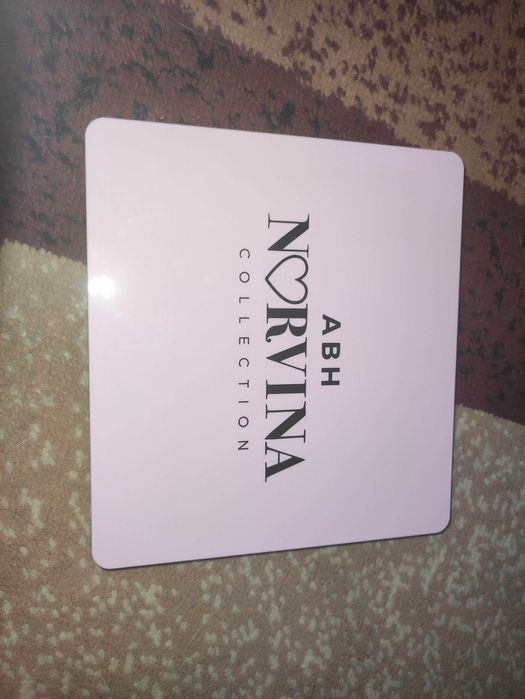 Paletka cieni do powiek Pro Pigment Palette vol 4 ABH Norvina