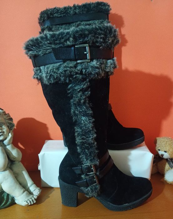 Чоботи жіночі Graceland зимові чорні з хутром розмір 40
