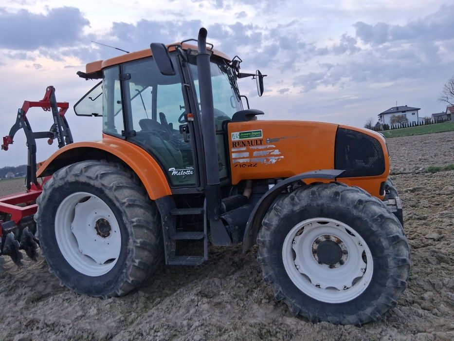 Renault Ares 610 rz