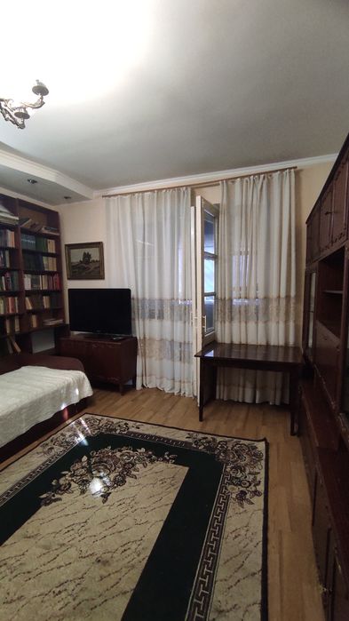 Продам 2 к квартиру з АГВ на Ближньому Зарості 8808