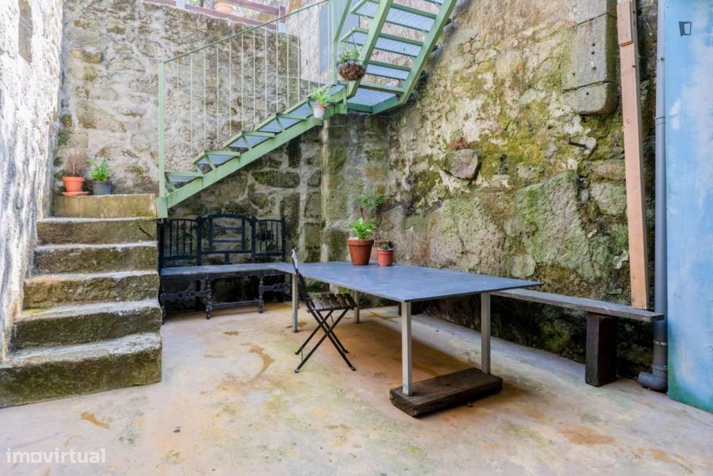 Apartamento com 3 quartos - localizado em Bonfim Porto