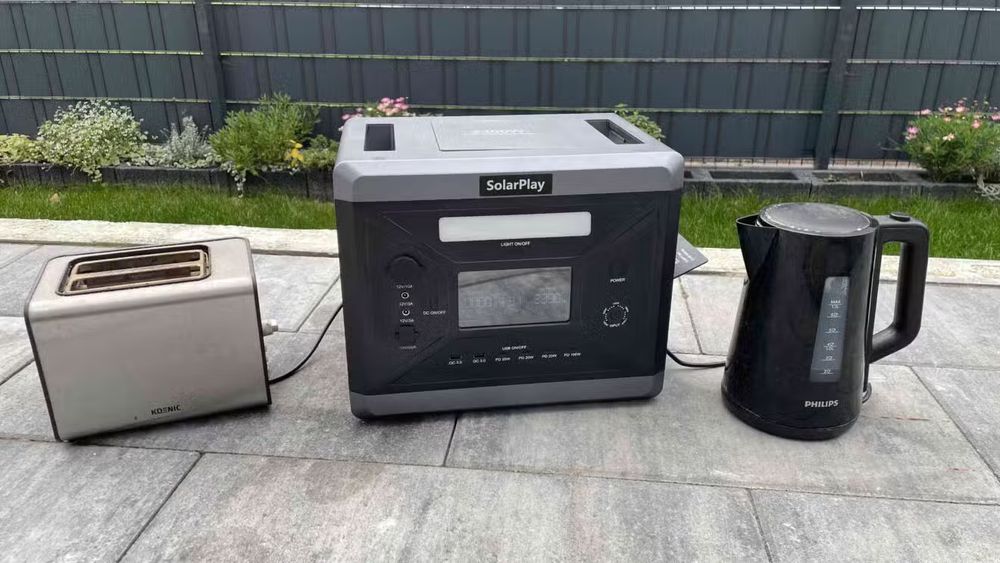 Потужна зарядна станція SOLARPLAY Q2501 — 2160 Вт·год / 2400 Вт