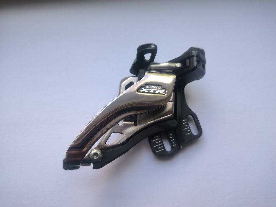 Перемикач Shimano XTR M9020 sram fox rock shox